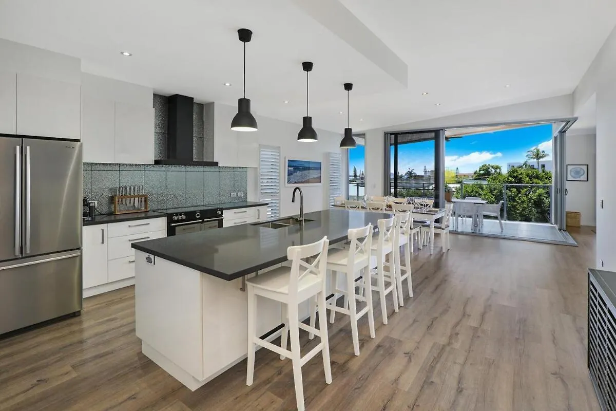 Tatil Evi George8- The Ultimate, Family Beach House! Alexandra Headland